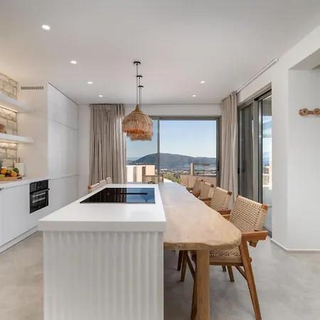 Isle Of View Apolpaina